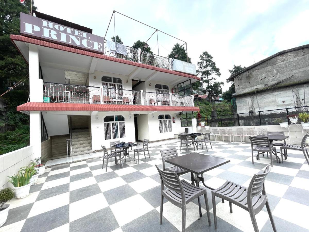 Hotel Prince ! Nainital Mall Road-Prime-Location In-Front-Of-Naini-Lake Hygiene-And-Spacious-Room المظهر الخارجي الصورة